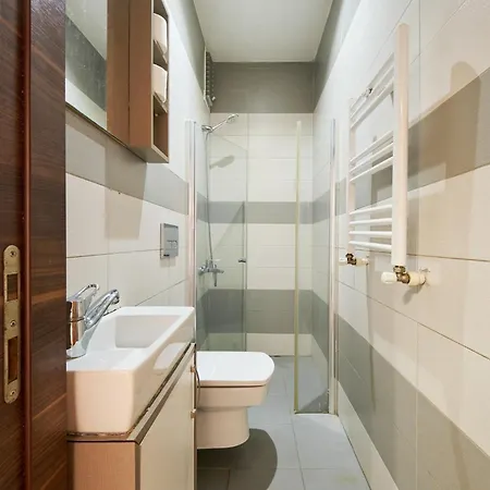 Sunny House Apartment *